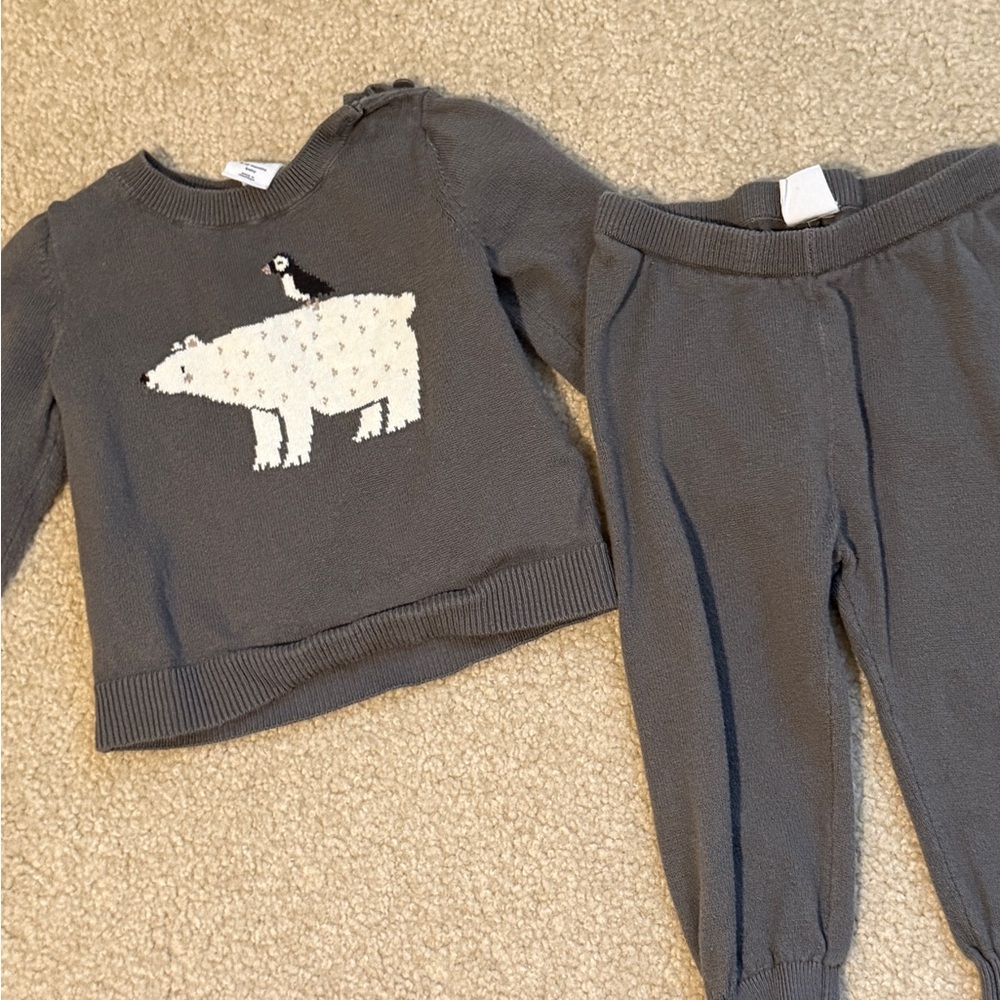 BabyGap Gray Polar Bear Sweater and Pants Set